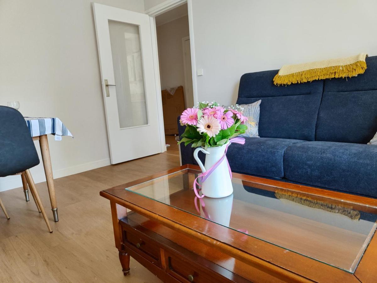 Tres Belle Appartement Lumineuse Spacieux Chantilly Exterior photo